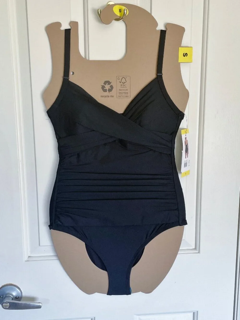 NEW DKNY Womens 1 Piece Swimsuit W/ Tummy Compression NWT S Black - Picture 5 of 9